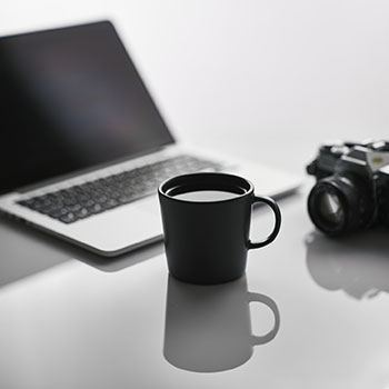 我把黑料正能量往期的套路拆成4步｜怎么识别 · 这不是八卦，这是生意